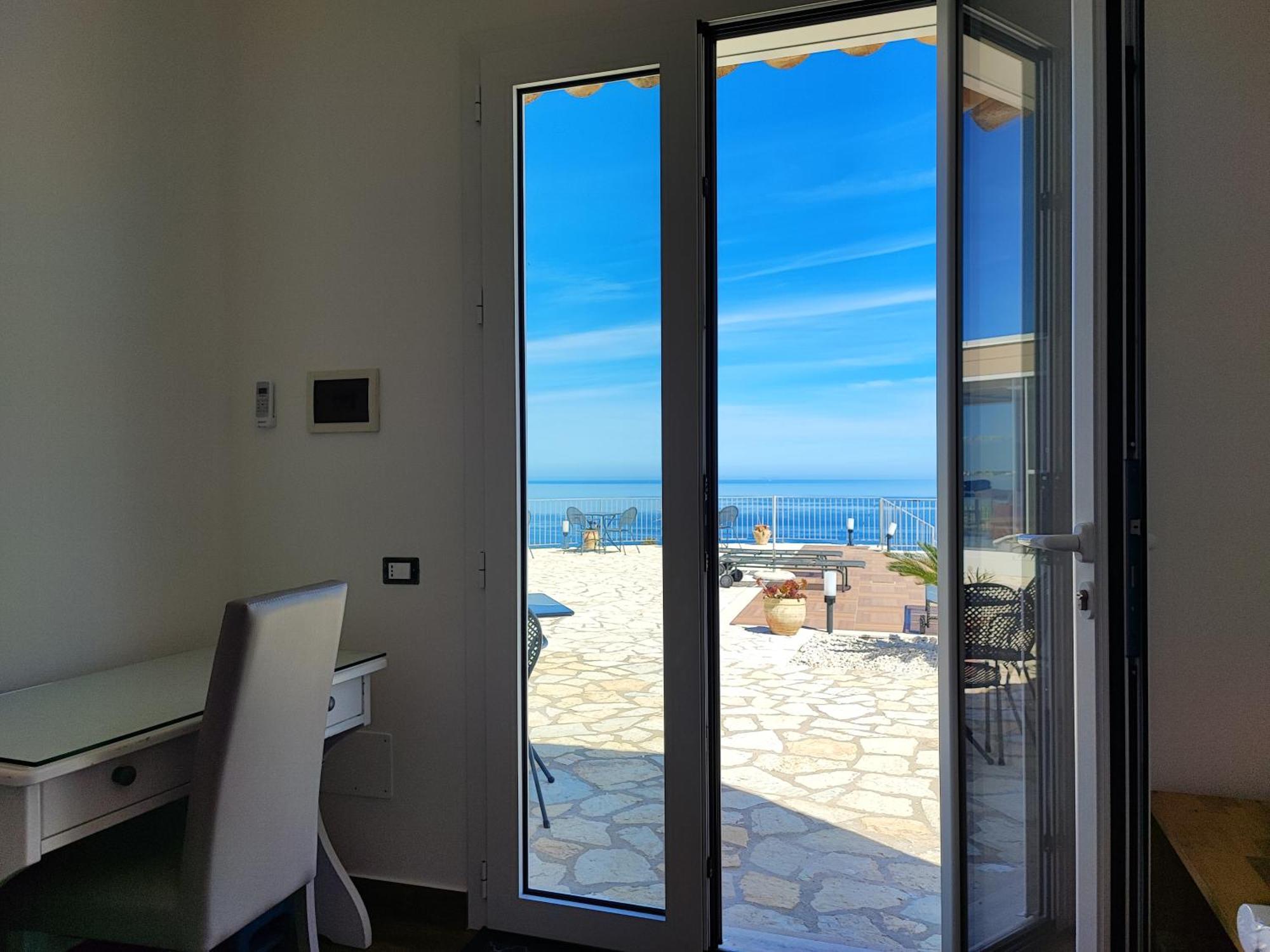 Antica Cascina Del Golfo Hotel