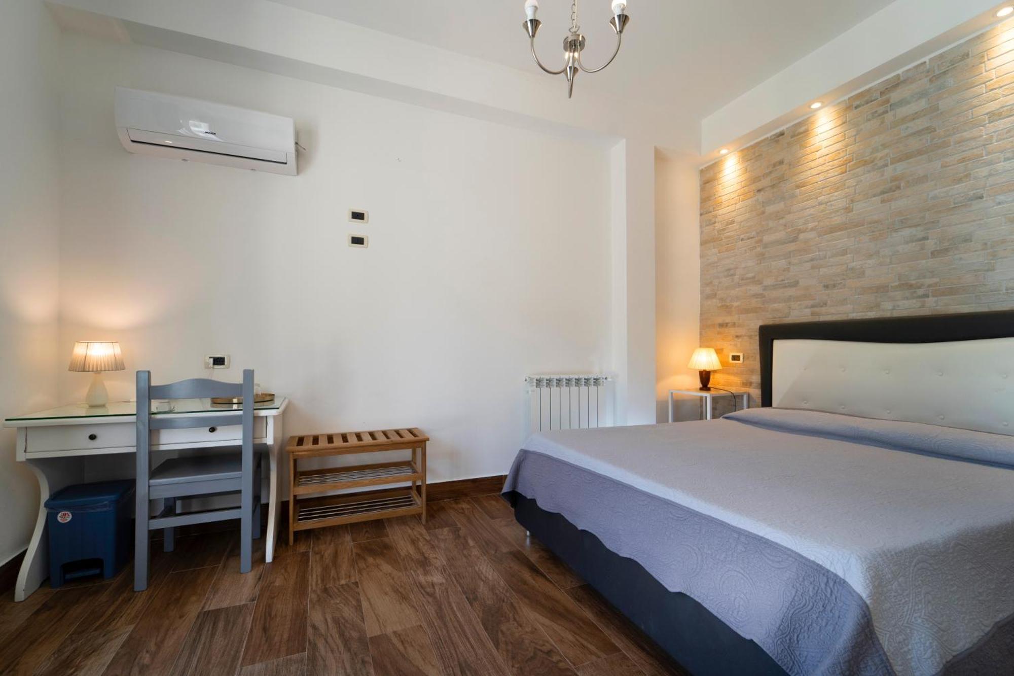 Antica Cascina Del Golfo Hotel 3*