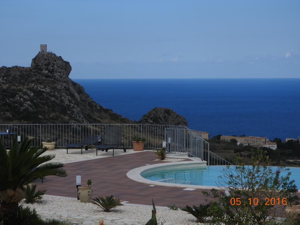 Antica Cascina Del Golfo Hotel 3*